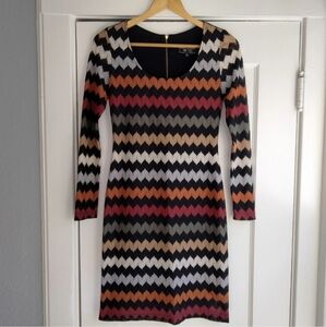 Lily Multicolor Chevron Zigzag Pattern  Long Sleeve Midi Dress Women's Size S